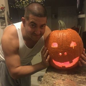 Meet your Posher, Armando